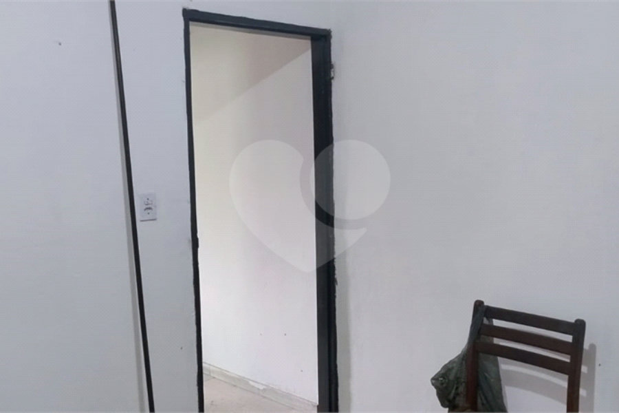 2 Casas – Bairro Aricanduva - c/ Salão Alugado – 56 m2 e 80 m2 – Terreno 5 x 25