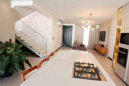 Casa à venda em Vinhedo - SP