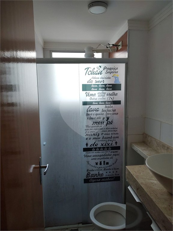 Apartamento no condomínio Monte Everest dispondo de 48m²