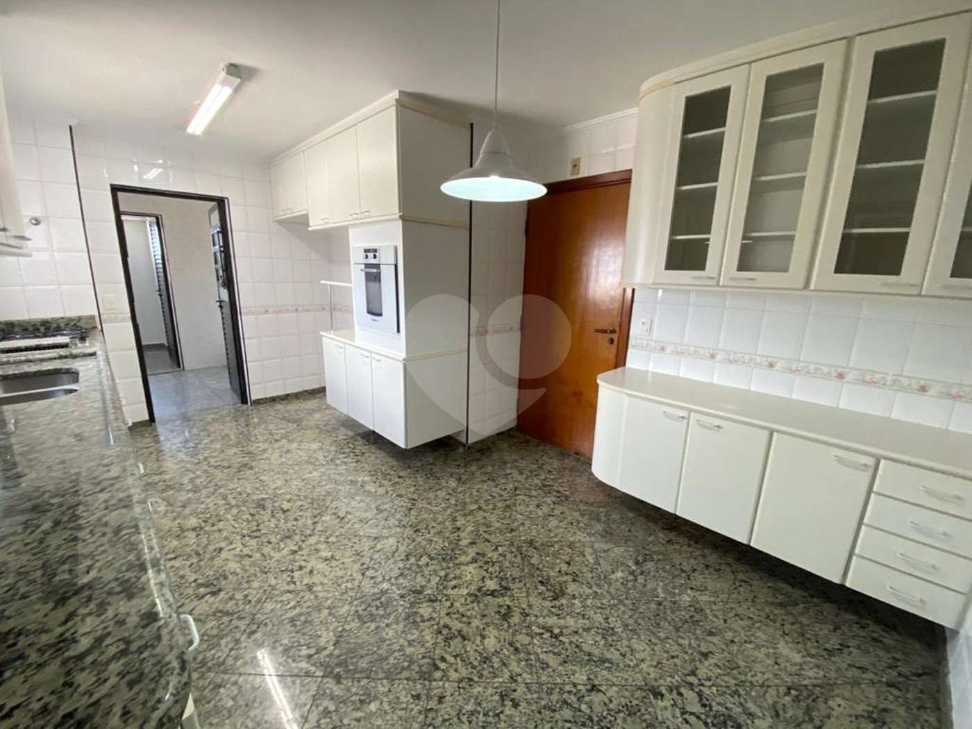 Apartamento com 4 dormitórios , sendo 1 suíte , 2 vagas , à venda na Moóca.