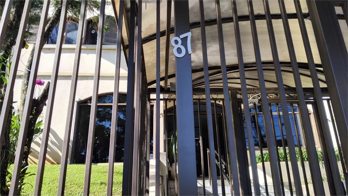 Apartamento à venda com 3 quartos, sendo 1 suíte, em Vila Progredior, São Paulo - SP
