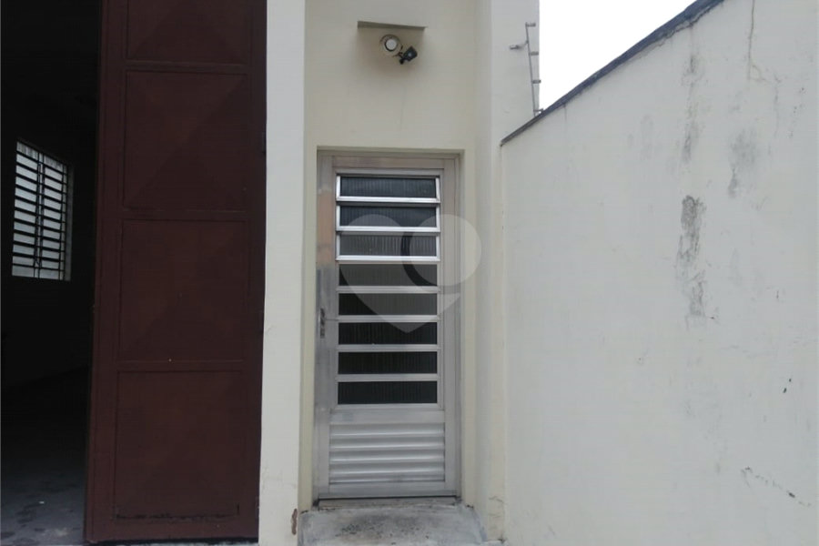 Sobrado venda ou locação HORTO com 254m2, 4 quartos, 2 sala, 2 cozinha, quintal e 3 vagas de garagem