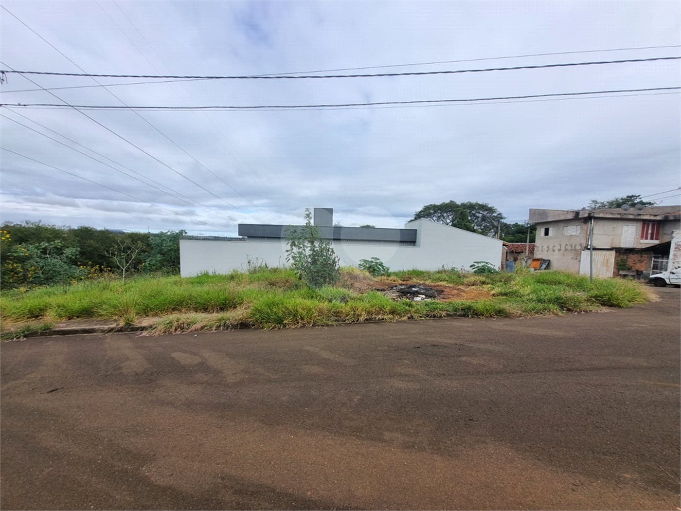 Terreno à venda 262m² prolongamento do jardim das torres