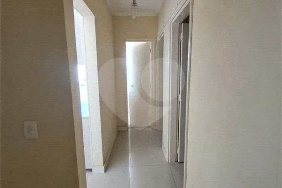 Apartamento à venda no Condomínio Vila Real