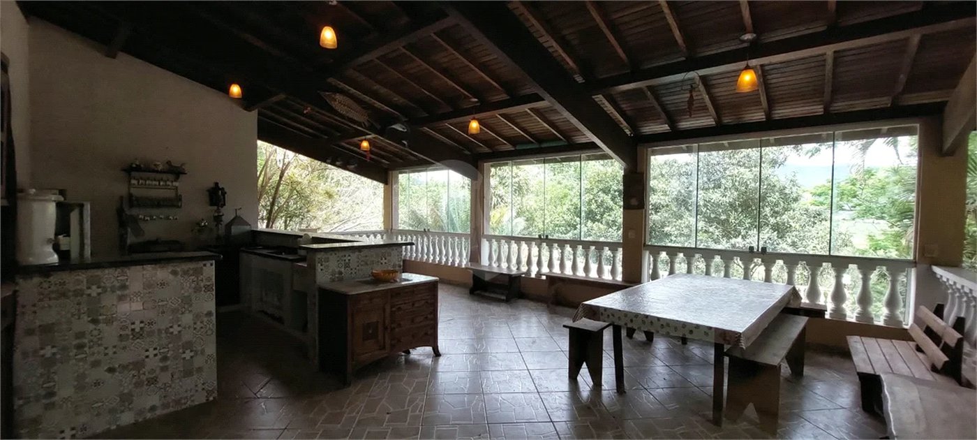 LINDA CHÁCARA A VENDA - CONDOMINIO ALPES D'OURO - BOM JESUS DOS PERDÕES