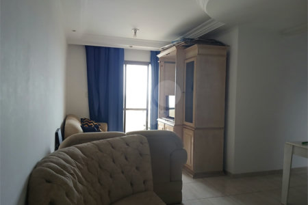 Apartamento à venda com 3 quartos, sendo 1 suíte,  em Planalto Paulista, São Paulo, SP