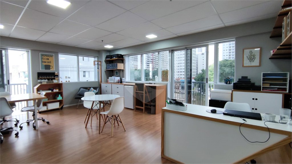 Sala à venda em Alto da Boa Vista, São Paulo, SP