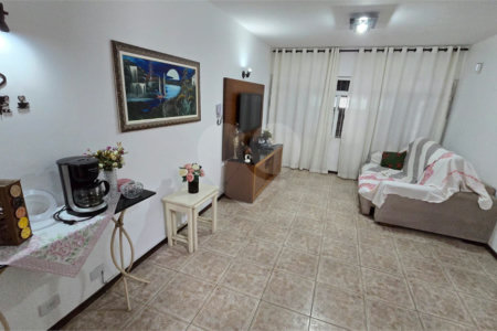 Casa à venda com 3 quartos, sendo 1 suíte, em Vila Maria Eugenia, São Paulo, SP