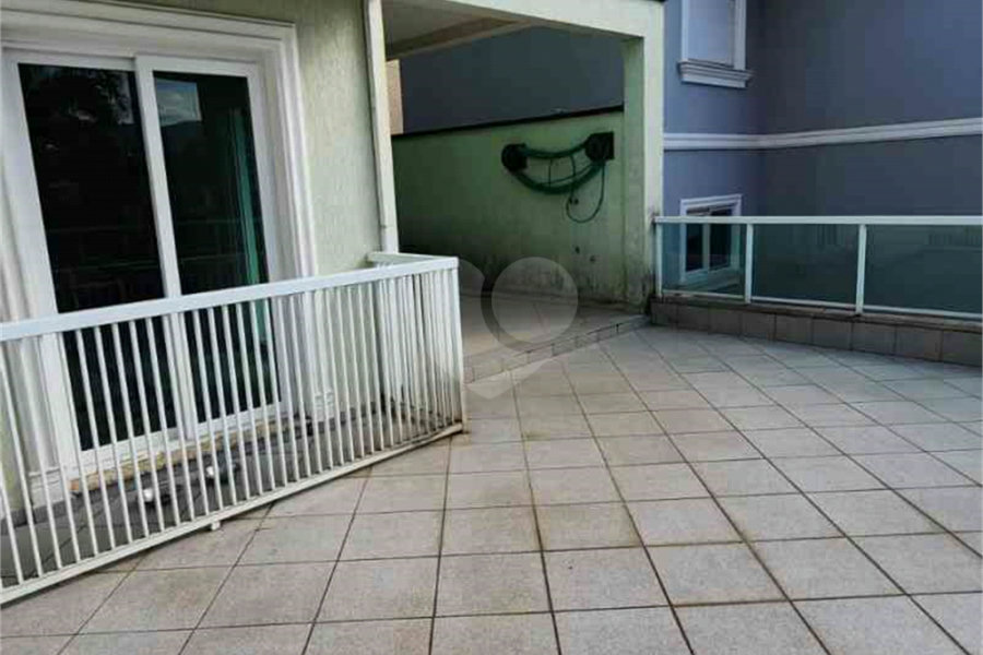 Casa à venda com 3 suítes no condomínio Quinta de Santo Antônio, São Paulo - SP