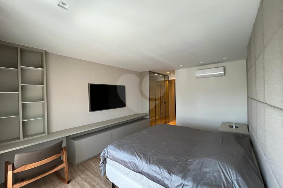 Apartamento à venda com 4 suítes em Santana, São Paulo, SP