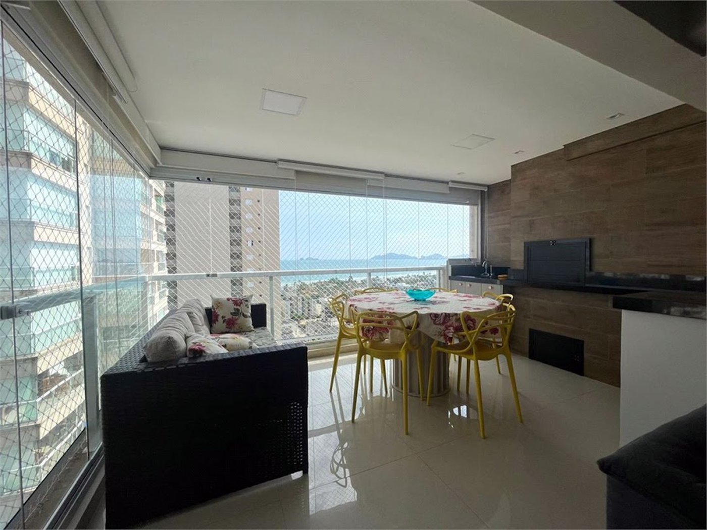 Apartamento Residencial à venda, Loteamento João Batista Julião, Guarujá - AP0662.