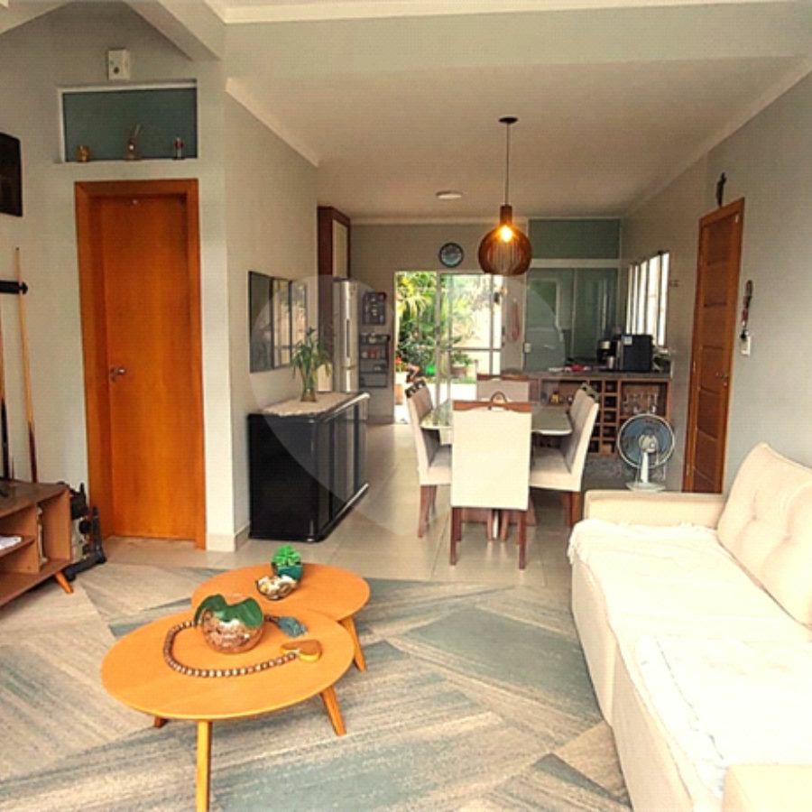 Casa à venda com 3 suítes em Recreio Maristela, Atibaia, SP