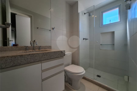 Apartamento à venda com 3 suítes em Vila Ipojuca, São Paulo, SP