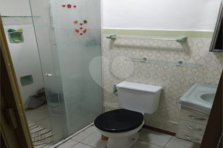 Casa Térrea à venda com 3 quartos em Vila Gustavo, São Paulo, SP