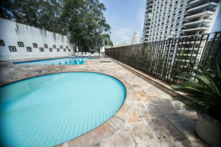 Apartamento à venda com 4 quartos, sendo 3 suítes, em Vila Andrade, São Paulo, SP