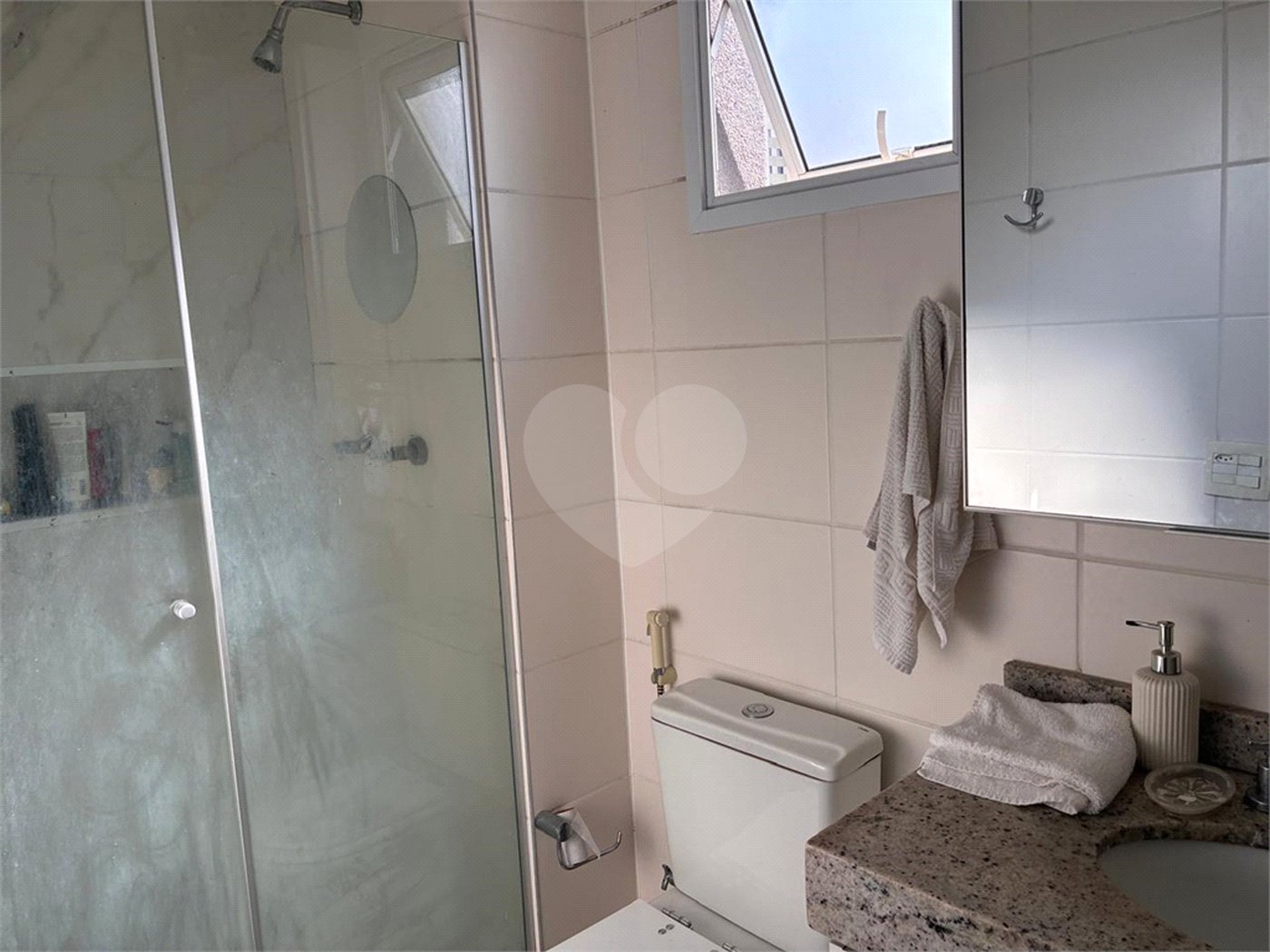 Apartamento à venda com 2 quartos, sendo 1 suíte, em Santa Teresinha, São Paulo, SP