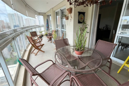 Apartamento à venda com 4 quartos, sendo 3 suítes, em Vila Andrade, São Paulo, SP