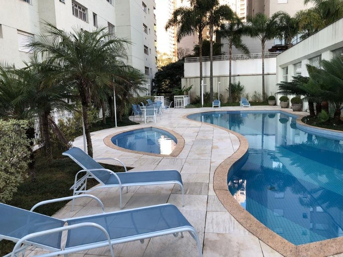 Apartamento à venda com 3 suítes em Vila Suzana, São Paulo, SP