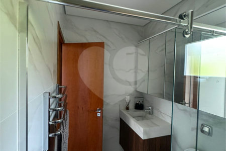 Casa à venda com 4 suítes no condomínio Itaporã, Atibaia - SP