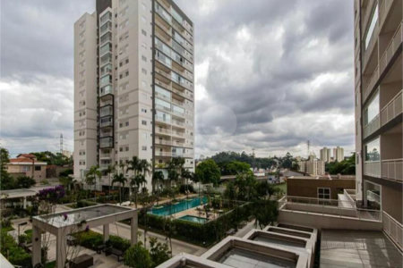 Apartamento à venda com 3 quartos, sendo 1 suíte, em Jardim Vazani, São Paulo, SP
