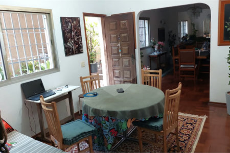 Casa à venda com 7 quartos, sendo 2 suítes, em Jardim Londrina, São Paulo, SP