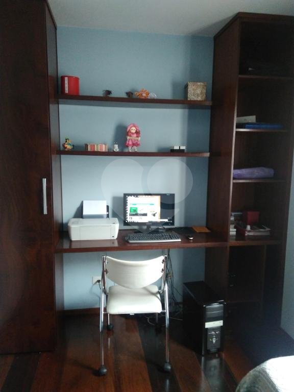 Sobrado à venda com 3 quartos, sendo 1 suíte,  em Vila Guilherme, São Paulo, SP