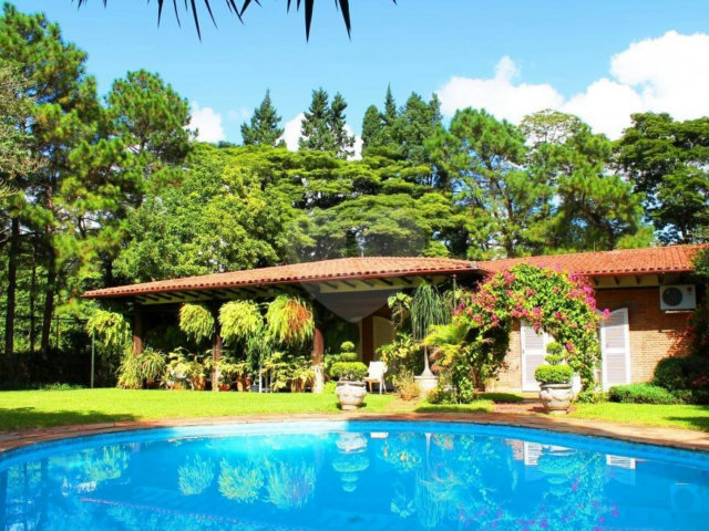 Casa Térrea à venda com 3 quartos, sendo 1 suíte,  em Granja Julieta, São Paulo, SP