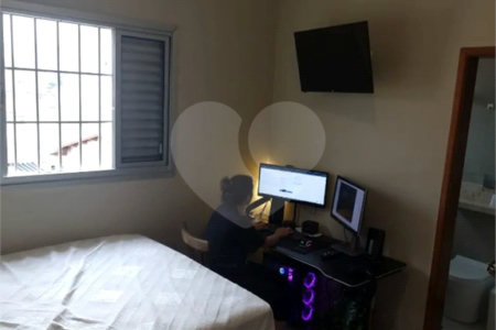 Sobrado à venda com 3 quartos, sendo 2 suítes,  em Rudge Ramos, São Bernardo do Campo, SP