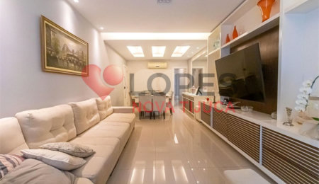 Apartamento à venda com 3 quartos, sendo 1 suíte, em Copacabana, Rio de Janeiro, RJ