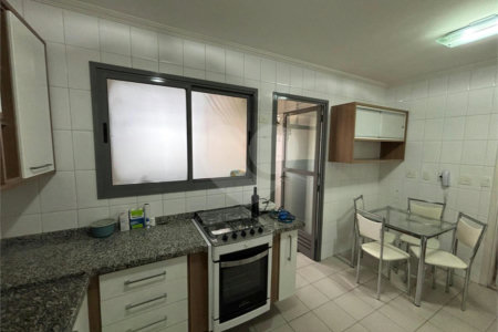 Apartamento à venda com 3 quartos, sendo 1 suíte, em Planalto Paulista, São Paulo, SP
