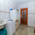 Casa à venda com 3 quartos, sendo 1 suíte, em Interlagos, São Paulo, SP