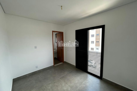 Apartamento à venda com 2 quartos, sendo 2 suítes, no Centro de Atibaia - SP