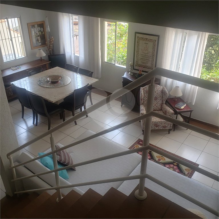 Sobrado à venda com 3 quartos, sendo 1 suíte, em Tremembé, São Paulo, SP