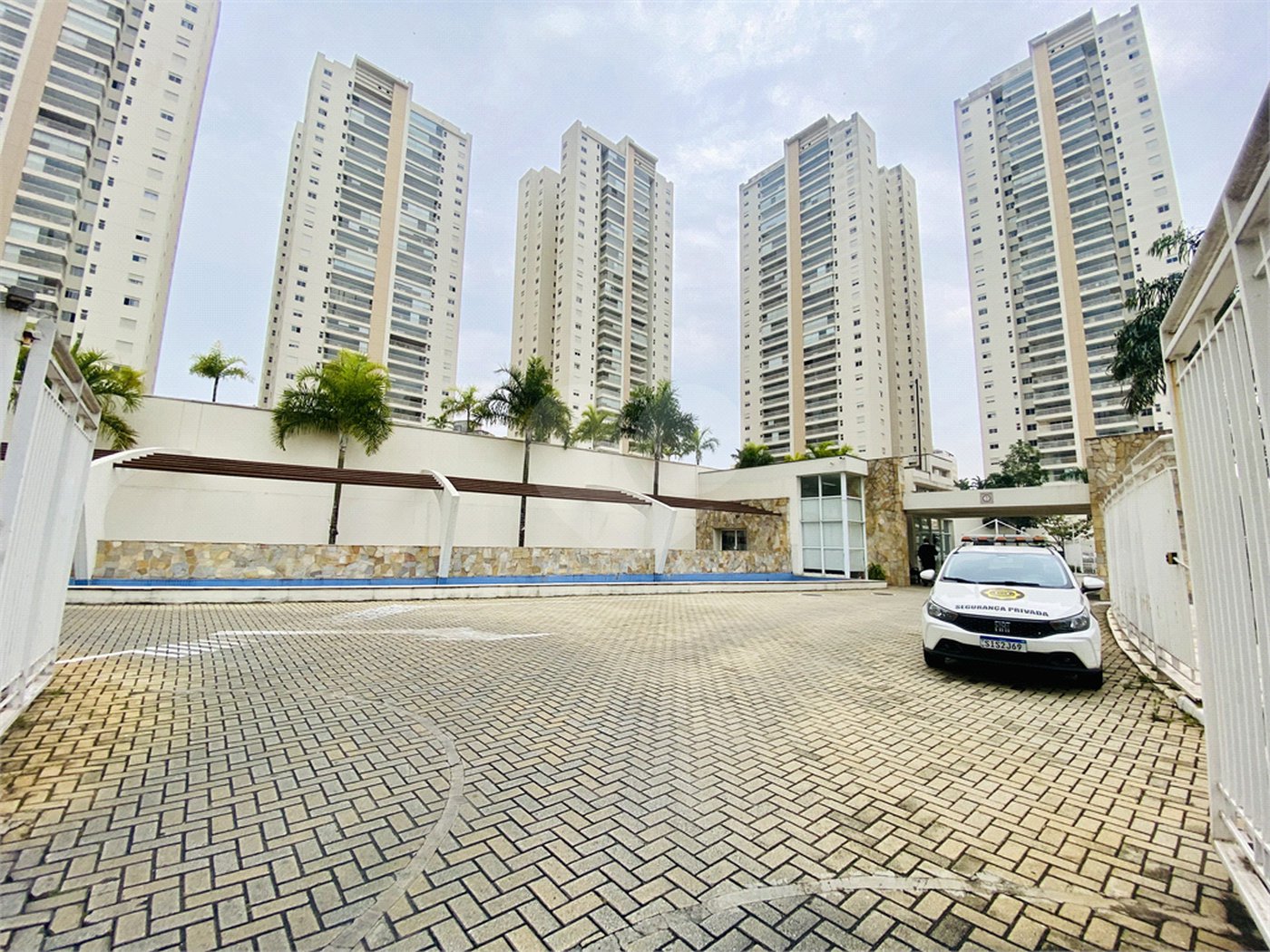 Apartamento à venda com 3 suítes no Centro, São Bernardo do Campo, SP