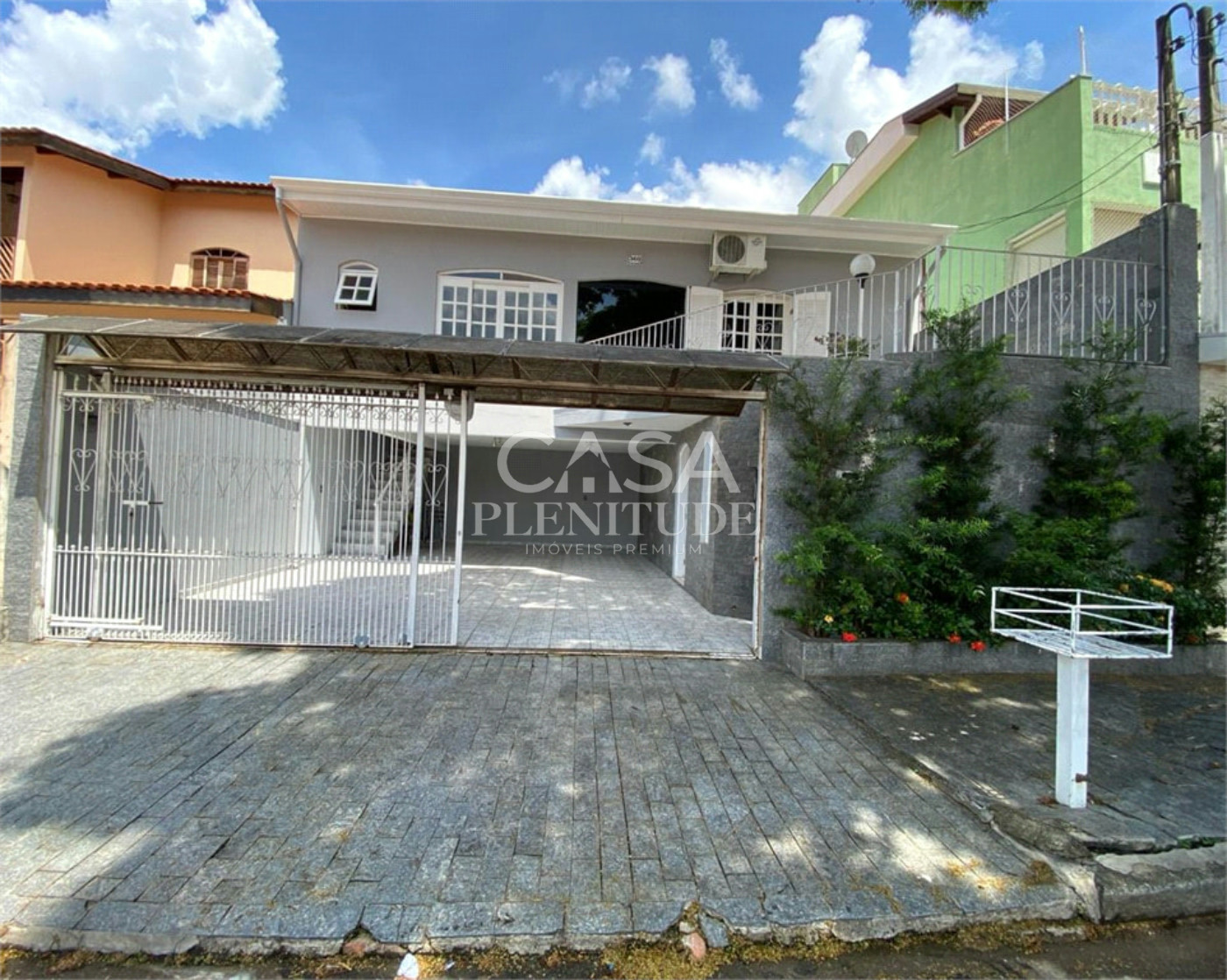 Casa à venda com 3 quartos, sendo 1 suíte,  em Jardim do Sol, Sorocaba, SP