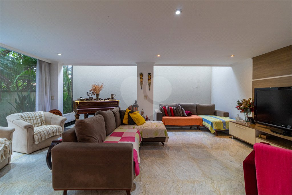 Casa de Vila à venda com 4 suítes em Alto da Boa Vista, São Paulo, SP