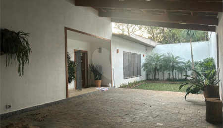Casa Térrea à venda com 3 suítes em Alto da Boa Vista, São Paulo, SP