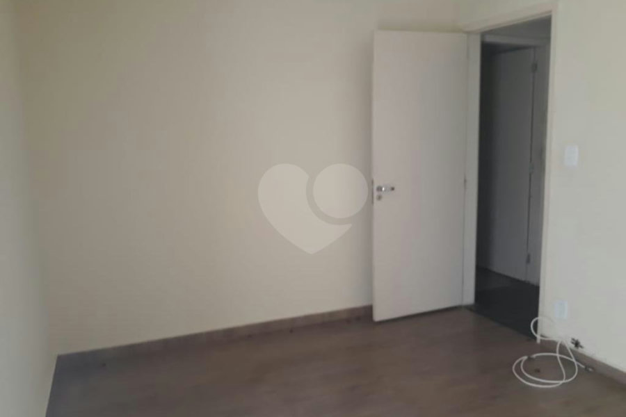 Casa à venda com 4 quartos, sendo 2 suítes, em Santana, São Paulo, SP