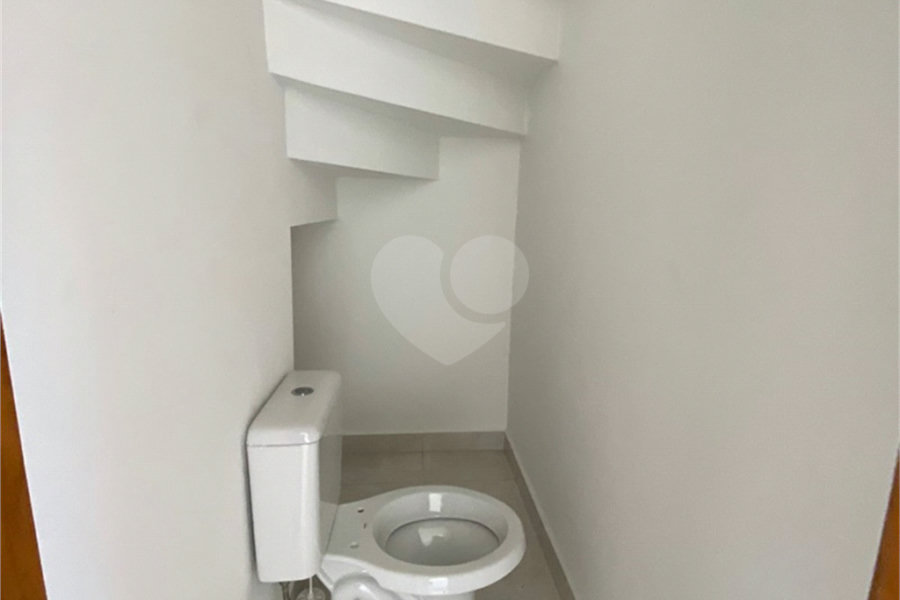 Casa para alugar com 3 quartos, sendo 1 suíte,  no condomínio Villagio DI Maria, São Paulo - SP