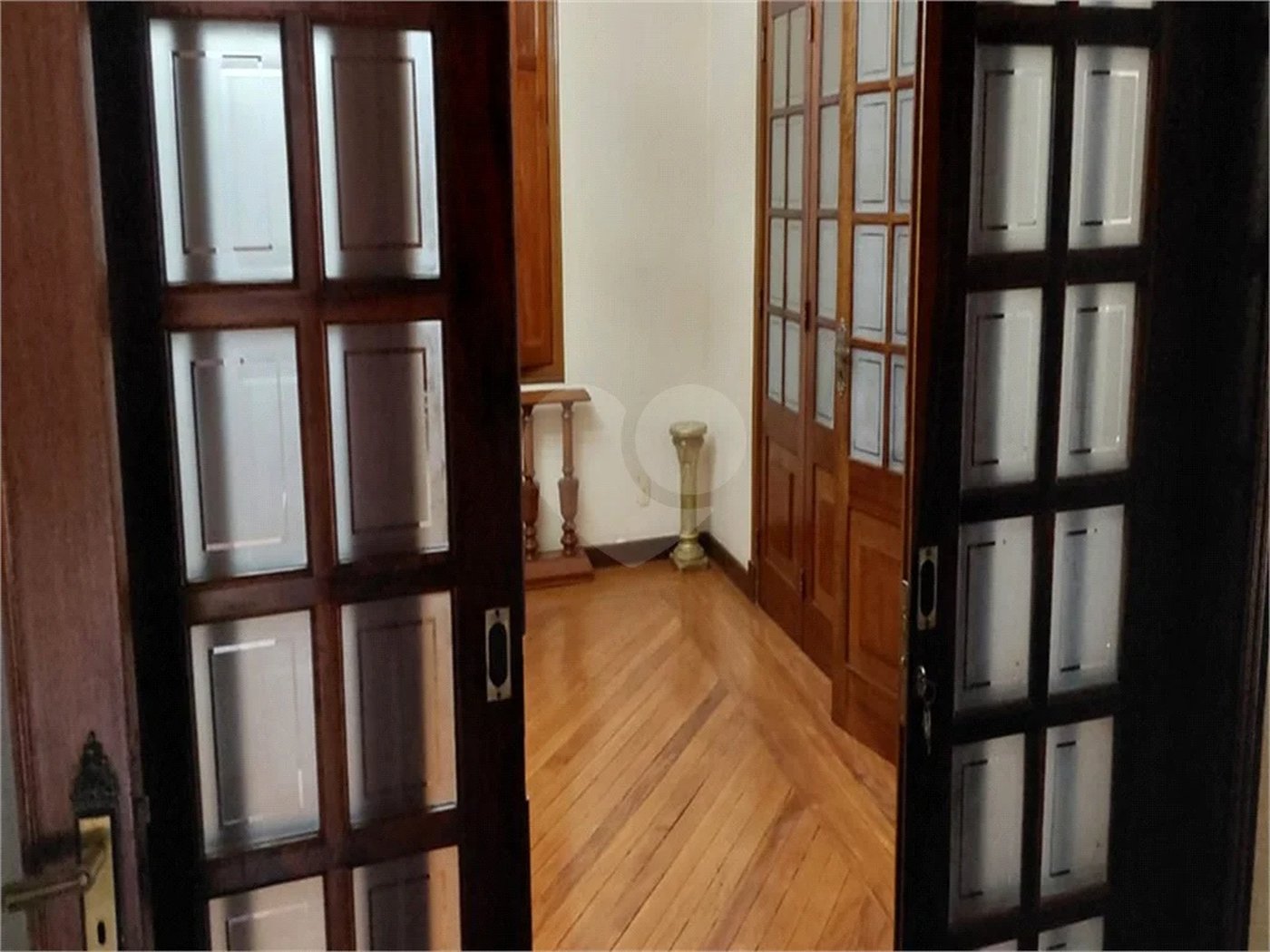 Casa com dois pavimentos na Barra Funda: