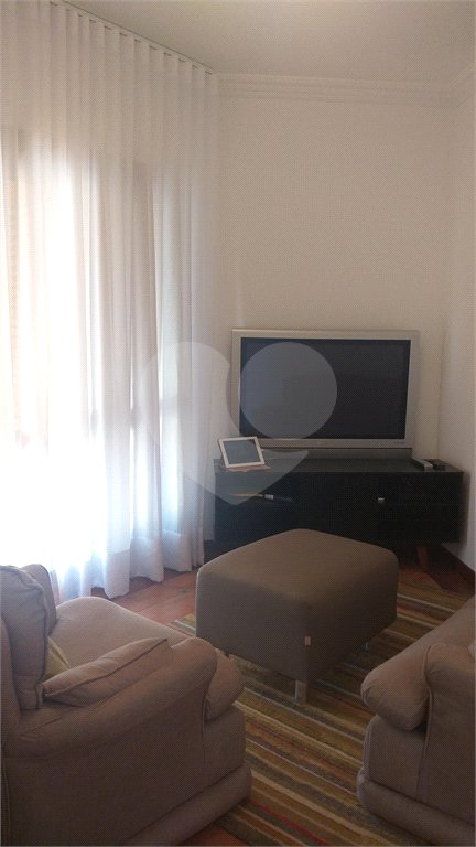 Casa à venda com 5 quartos, sendo 2 suítes, no condomínio Vinhas da Vista Alegre - Lado Sede, Vinhedo - SP