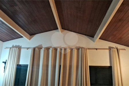 Casa à venda com 5 quartos, sendo 2 suítes, em Long Beach (tamoios), Cabo Frio, RJ