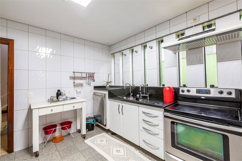 Casa à venda com 4 quartos, sendo 2 suítes, em Brooklin Paulista, São Paulo, SP