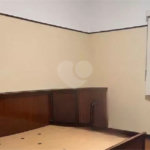 Sobrado à venda com 4 quartos, sendo 1 suíte,  em Alto da Lapa, São Paulo, SP