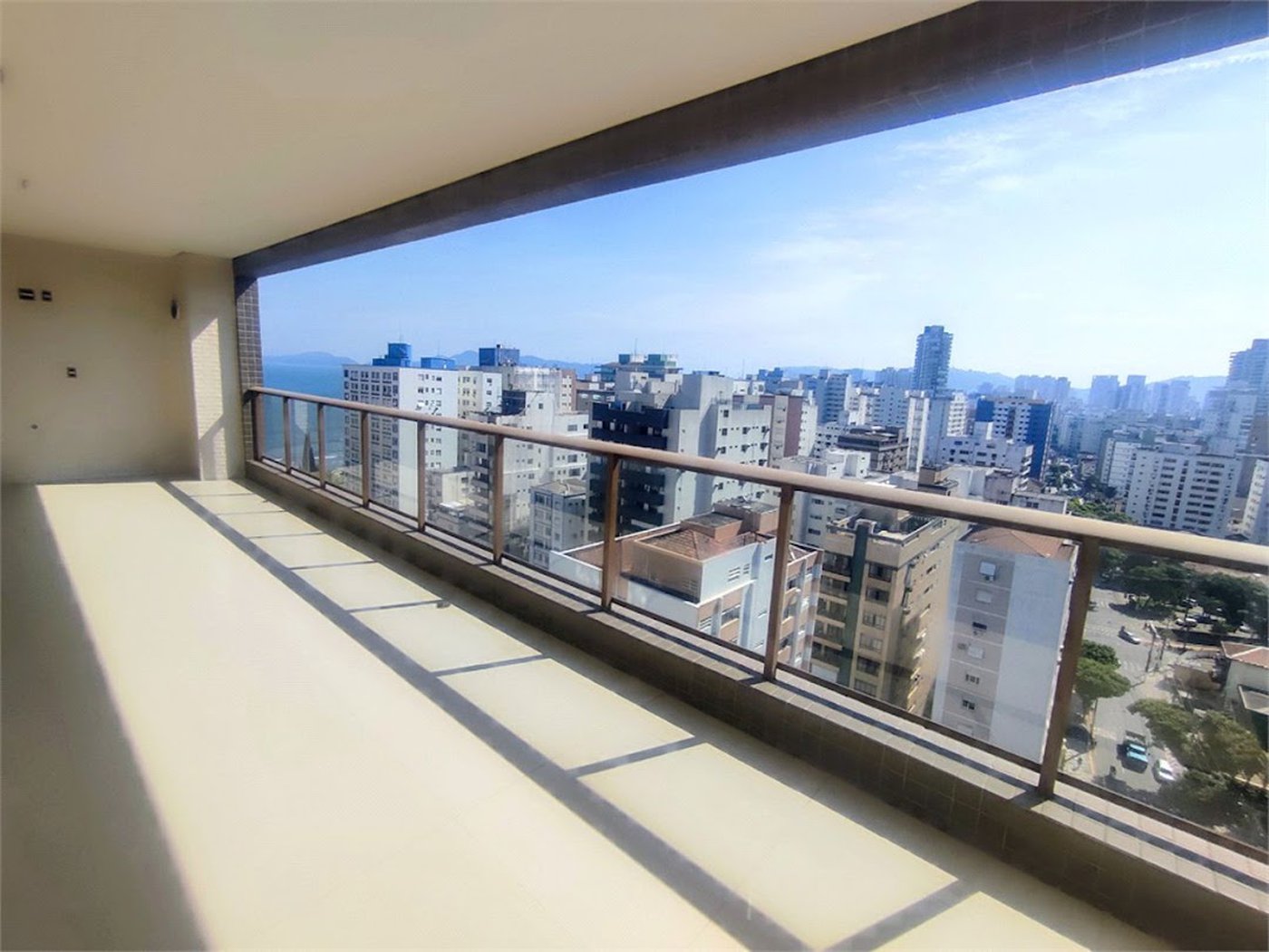Apartamento com 3 dormitórios à venda, 210 m² por R$ 3.300.000,00 - Boqueirão - Santos/SP