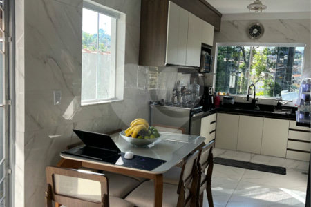 Casa à venda com 3 quartos, sendo 1 suíte, em Retiro das Fontes, Atibaia, SP