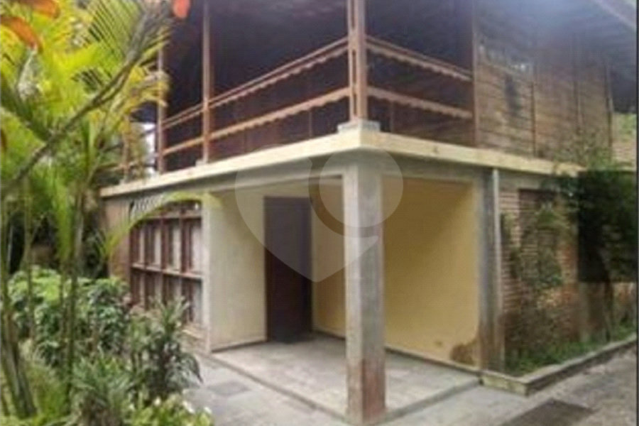 Casa à venda com 5 quartos, sendo 1 suíte, em Mantiqueira, Mairiporã, SP