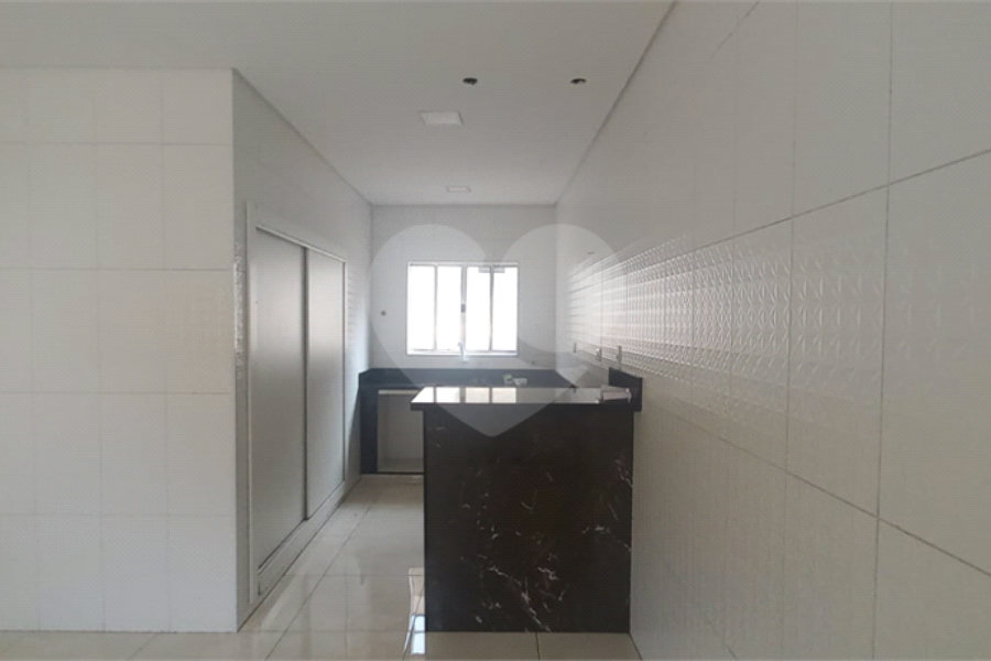 Casa Térrea à venda com 4 quartos, sendo 3 suítes, em Vila Galvão, Guarulhos, SP