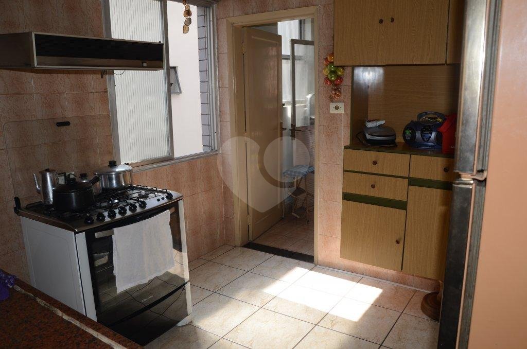 Apartamento à venda com 2 quartos, sendo 1 suíte,  em Itararé, São Vicente, SP