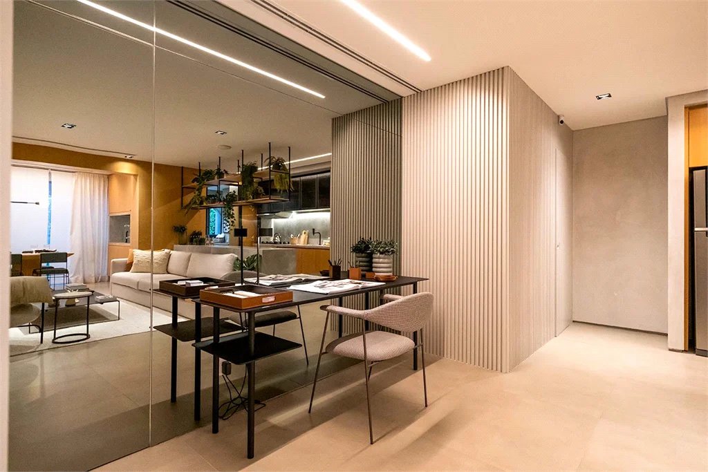 Apartamento à venda com 2 quartos, sendo 1 suíte,  em Pinheiros, São Paulo, SP